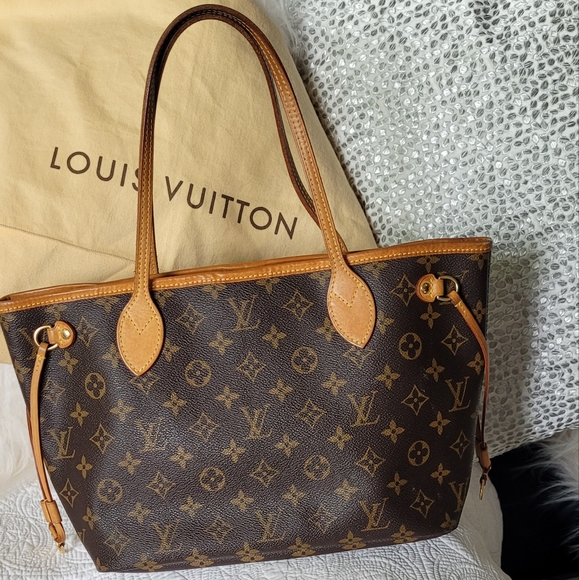 Louis Vuitton Handbags - Authentic Neverfull PM